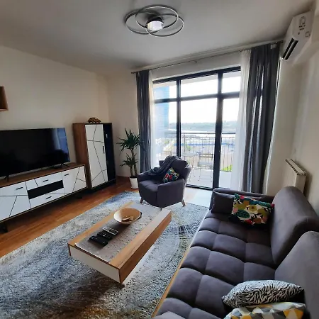 B-g Waterfront Apartment Belgrade